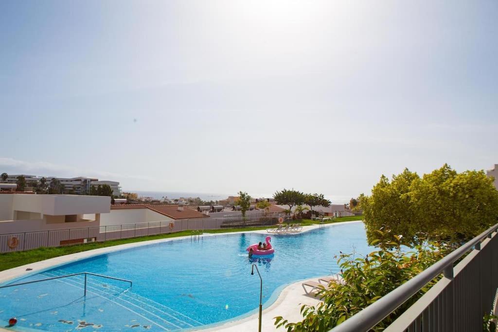 2 Bedrooms Apartment In Magnolia Golf Resort, La Caleta Costa Adeje  Eksteriør billede