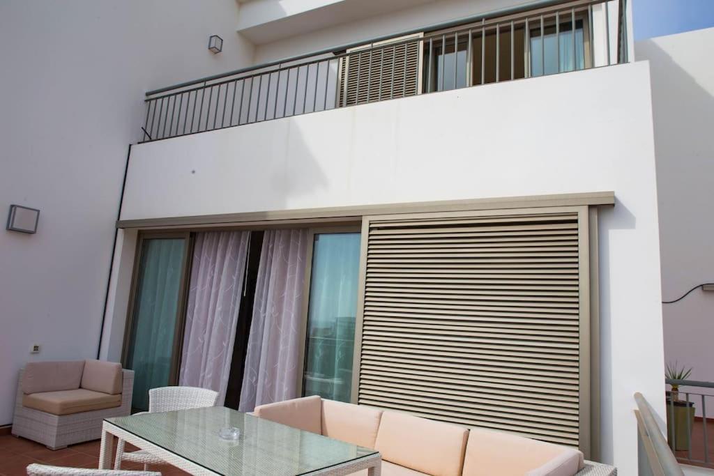 2 Bedrooms Apartment In Magnolia Golf Resort, La Caleta Costa Adeje  Eksteriør billede